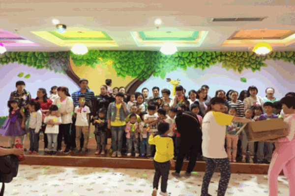 小鬼巧当家儿童职业体验馆